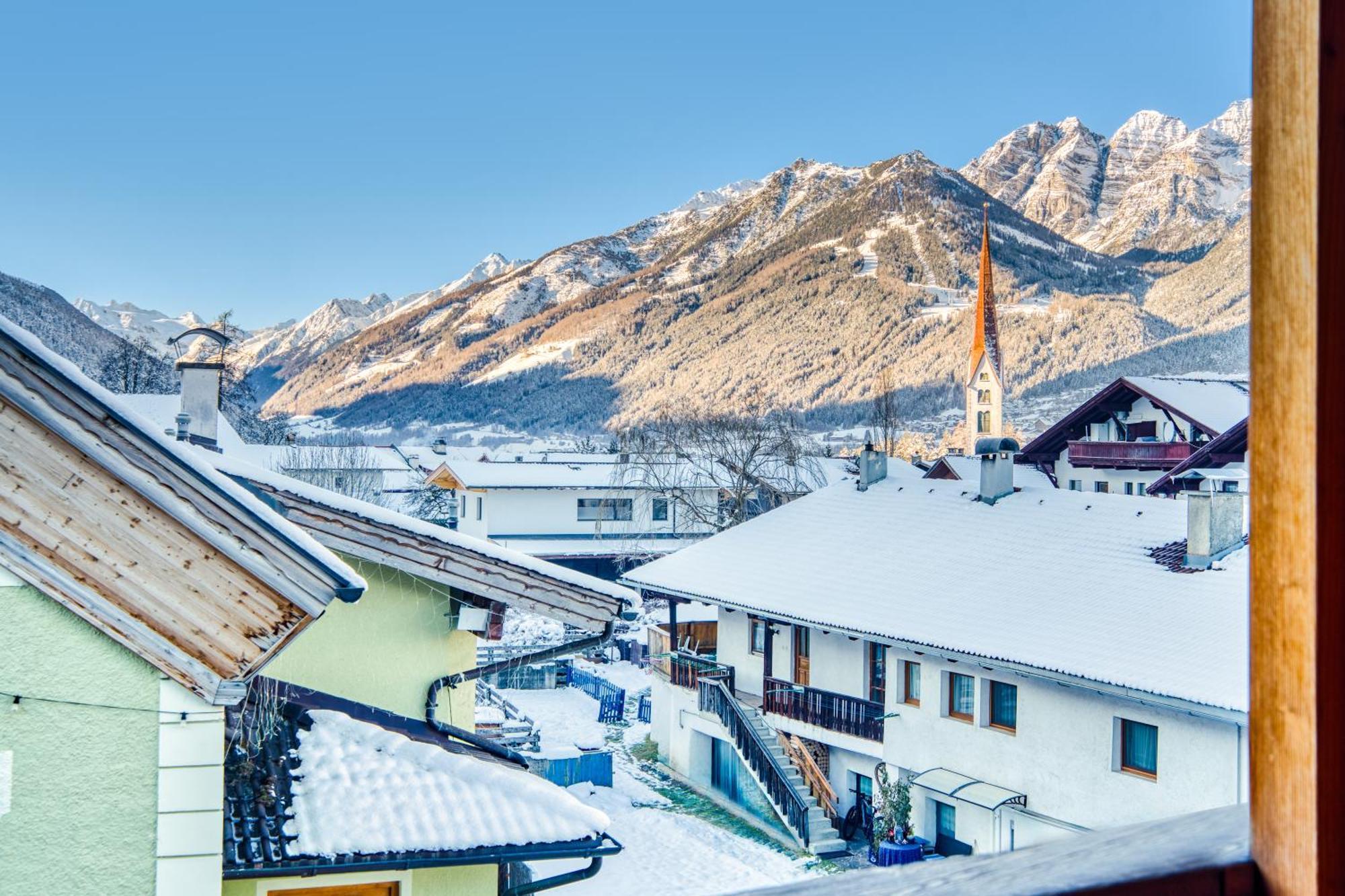 Hotel Alpenstolz Mieders Eksteriør billede