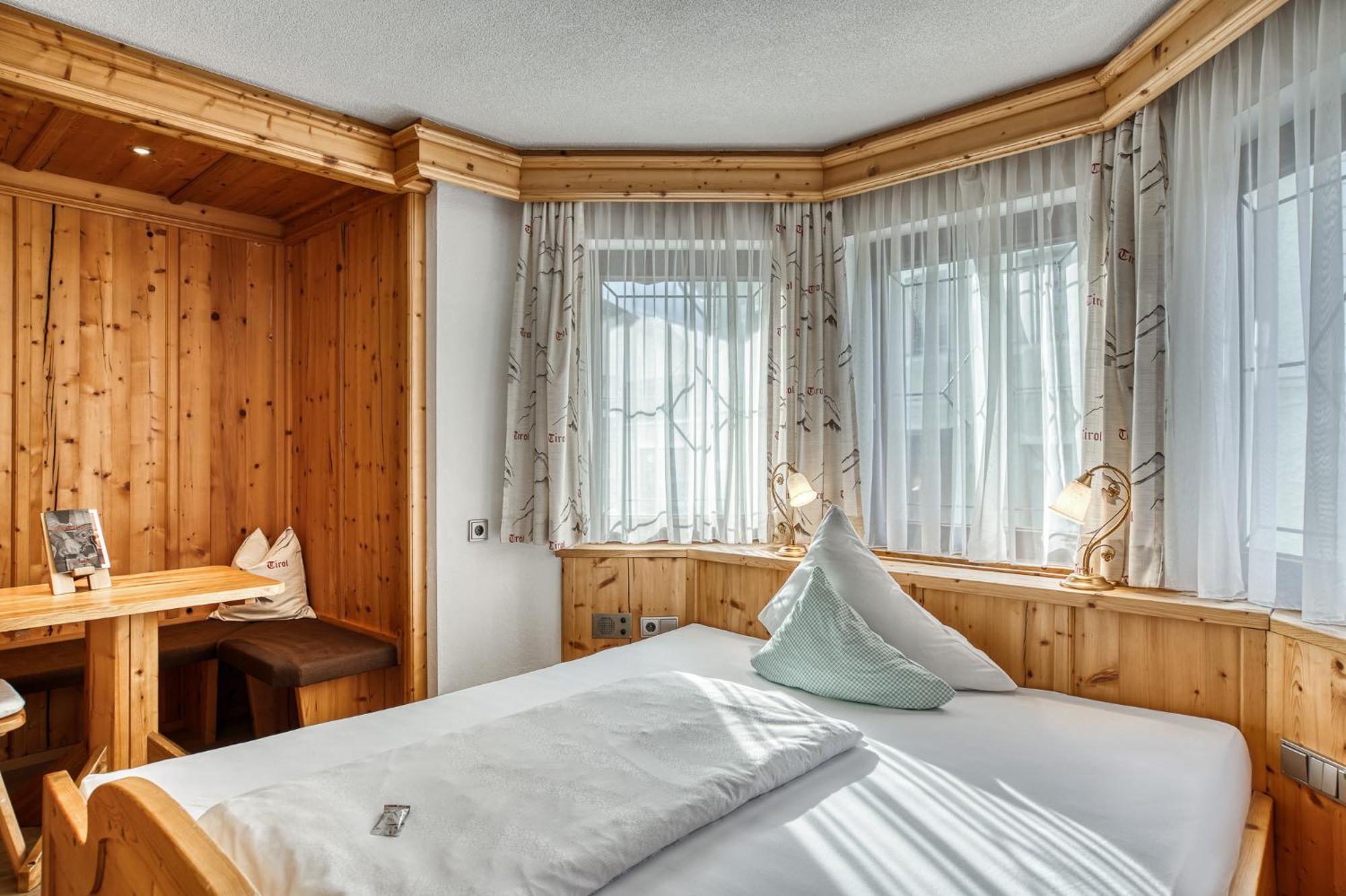 Hotel Alpenstolz Mieders Værelse billede